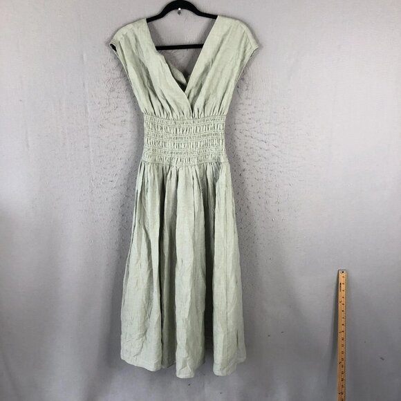 Current Air Dresses & Skirts - Current Air Dress Womens Extra Small XS Green Smocked Waist Twist Front Midi